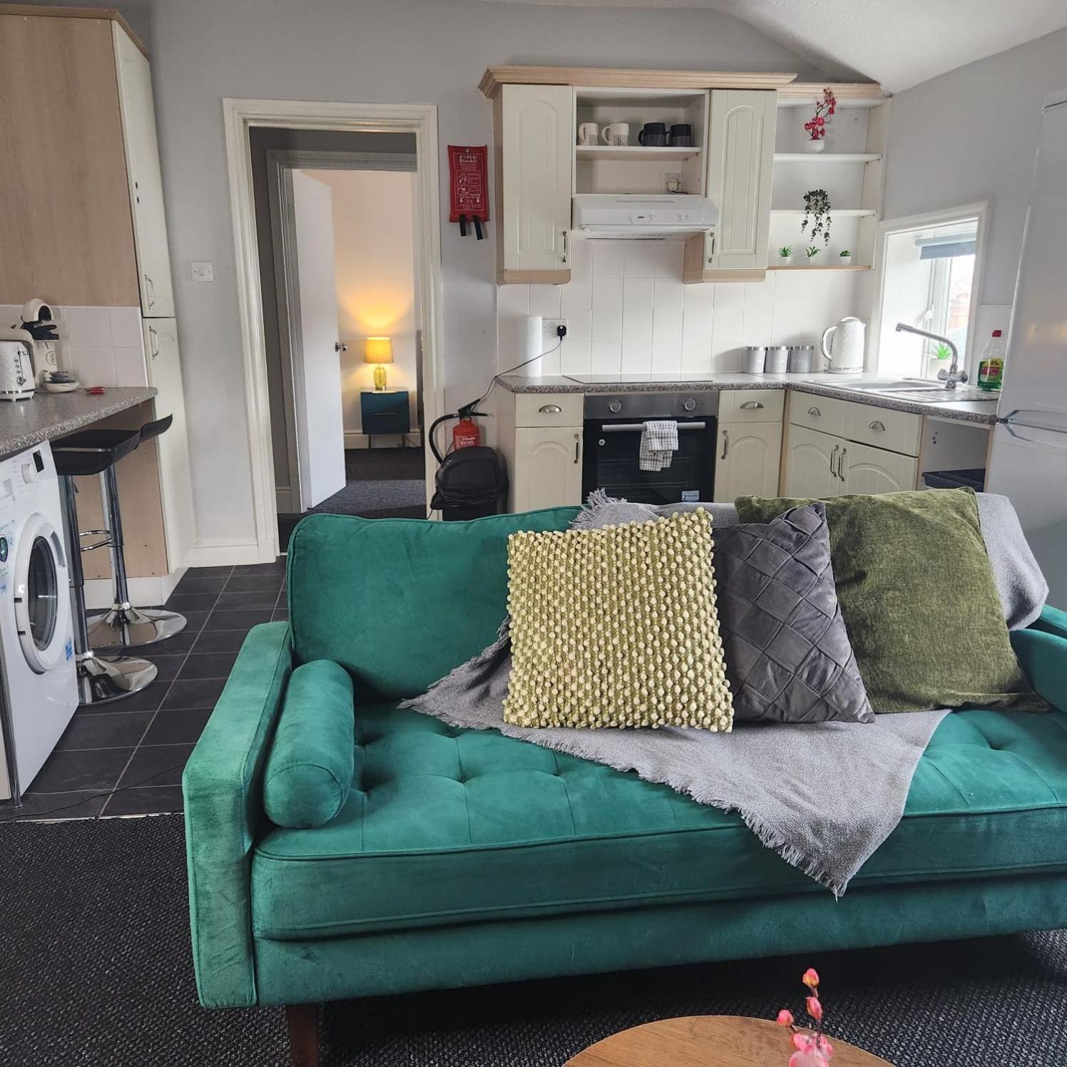 Cottage Style 2 Bedroom Apt In City, Near Utilita Arena & Free Parking Birmingam Exterior foto