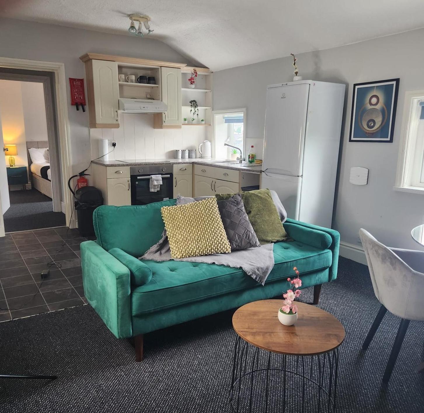 Cottage Style 2 Bedroom Apt In City, Near Utilita Arena & Free Parking Birmingam Exterior foto